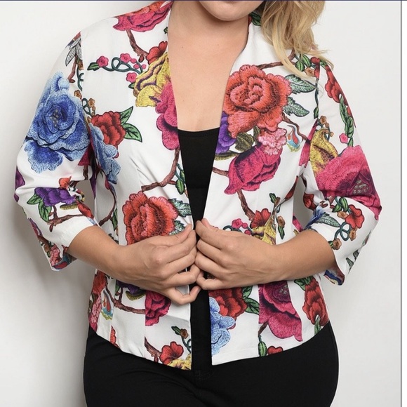 Plus Size White Floral Blazer - Picture 1 of 4